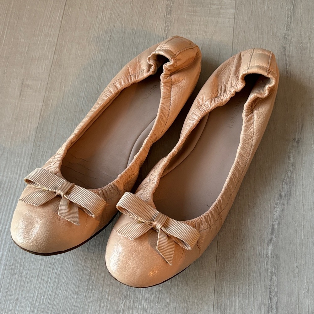 Stuart Weitzman Elegant Tan Ballet Flats
